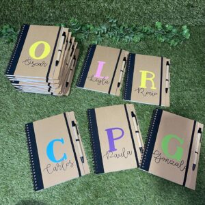 LIBRETA + BOLÍGRAFO